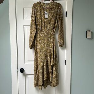 Adorable long sleeve midi wrap dress.